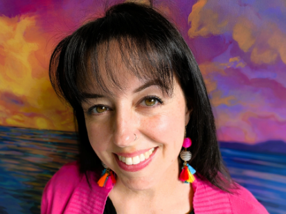 Portrait of Jess Romney, acrylic painter based in Spring, Texas